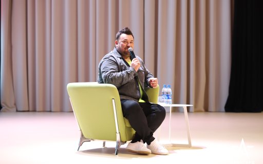 Известный исполнитель Сергей Жуков пообщался с курсантами   «Авангарда»