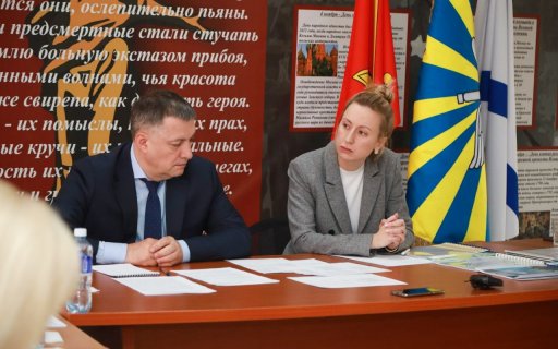 Дарья Борисова провела выездную рабочую встречу с губернатором Иркутской области Игорем Кобзевым по вопросам развития регионального центра «Авангард»