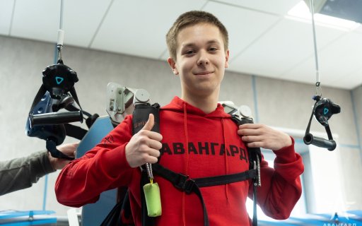 Кубок «Авангарда» завоевала группировка «Отвага» – 1213 старшеклассников из Москвы завершили обучение
